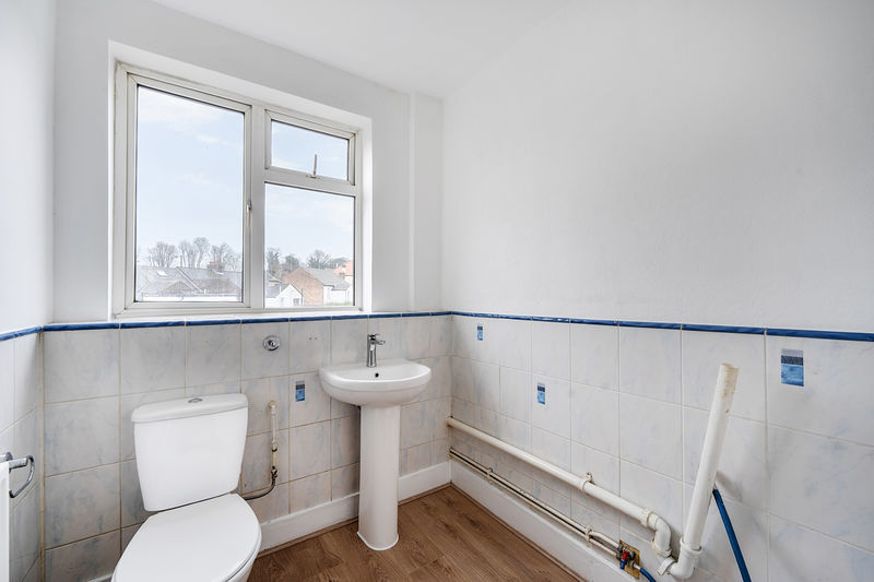 W/C- click for photo gallery